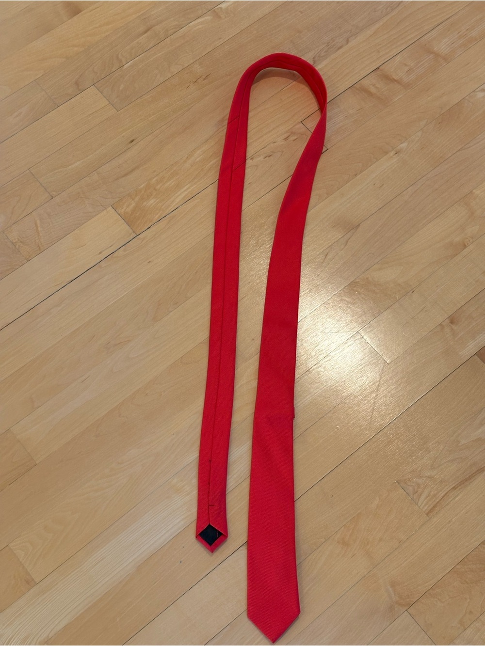 Jos A Banks/Men’s Wearhouse Men's Red Slim Tie - Classic Solid Color